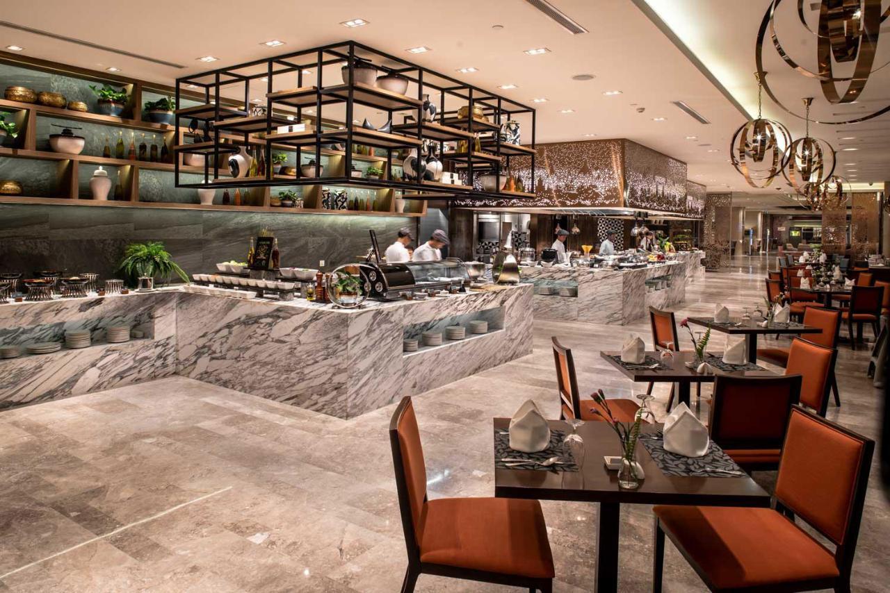 Готель Pullman Yangon Centrepoint Екстер'єр фото