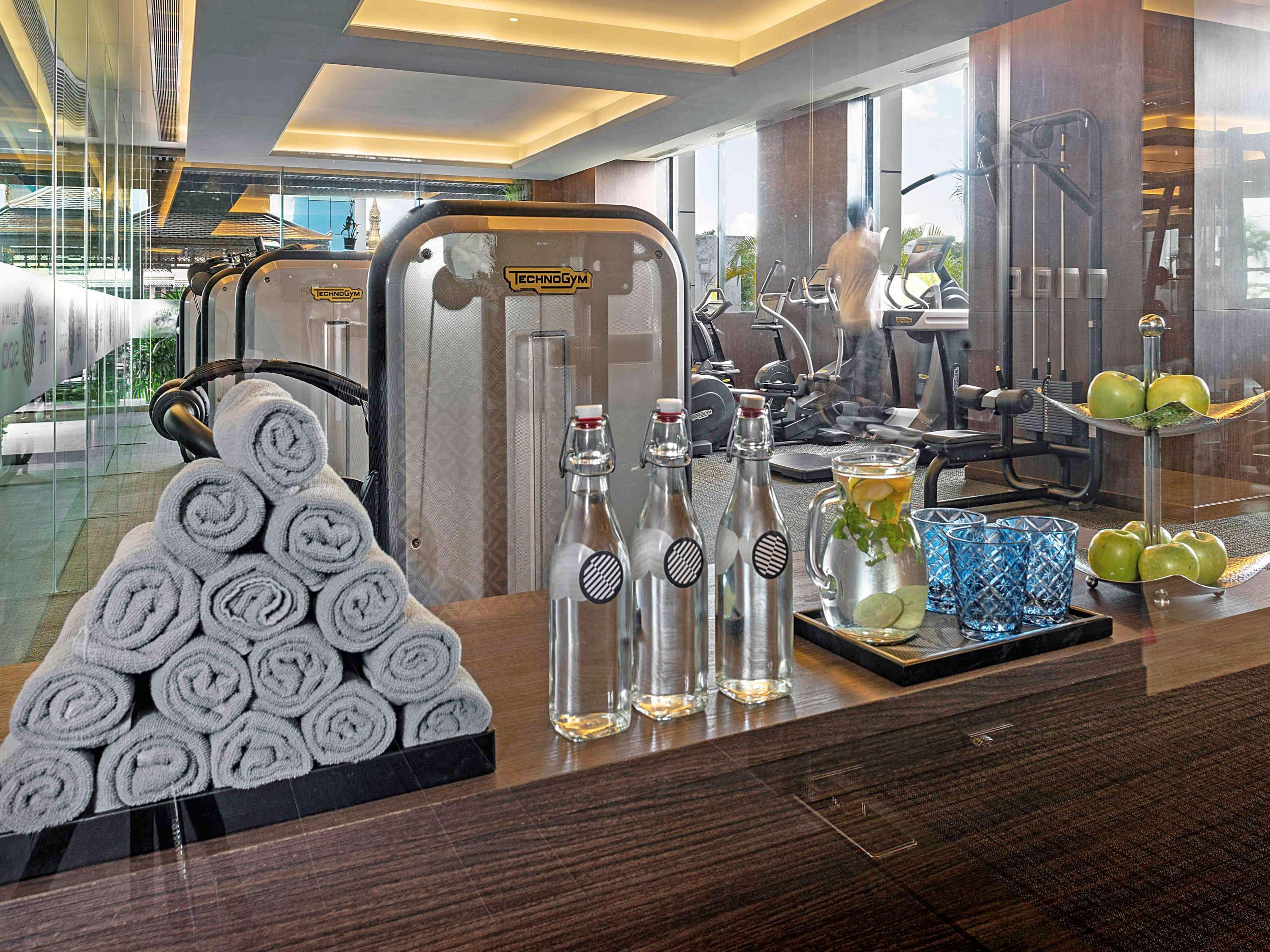 Готель Pullman Yangon Centrepoint Екстер'єр фото