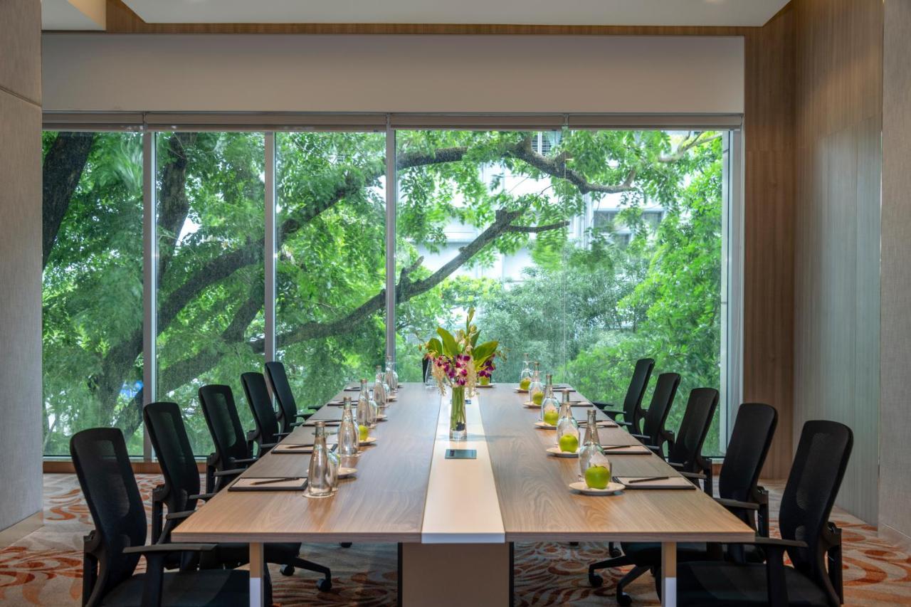 Готель Pullman Yangon Centrepoint Екстер'єр фото